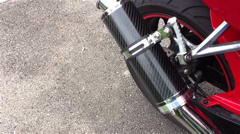 triumph daytona 650 exhaust.